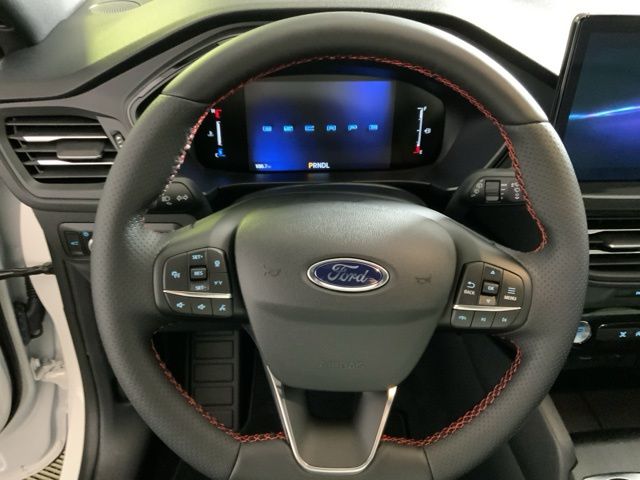 2026 Ford Escape ST-Line - Photo 17