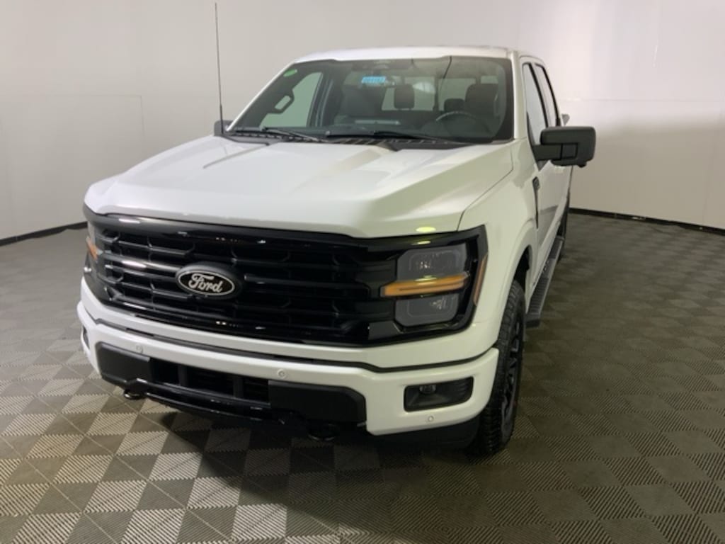 New 2025 Ford F-150 XLT Truck SuperCrew Cab