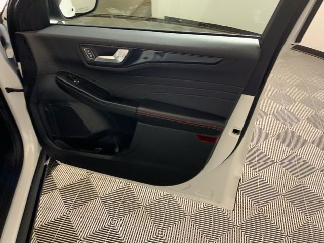 2026 Ford Escape ST-Line - Photo 35