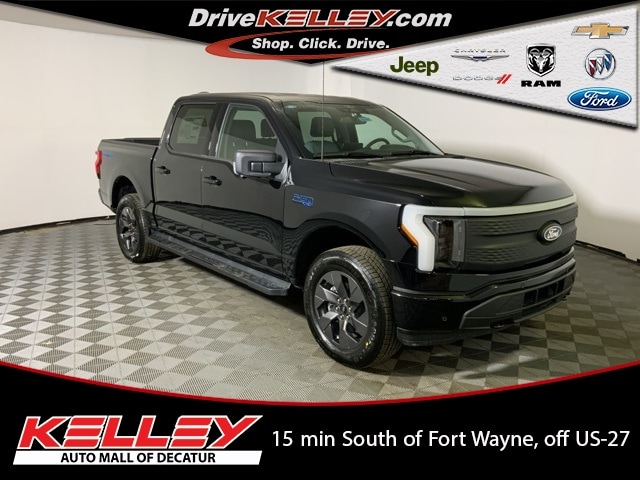 2025 Ford F-150 Lightning Flash's photo
