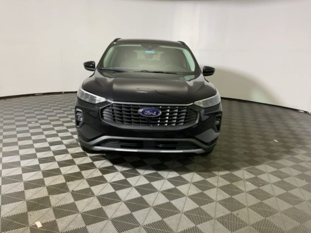 New 2026 Ford Escape PHEV SUV