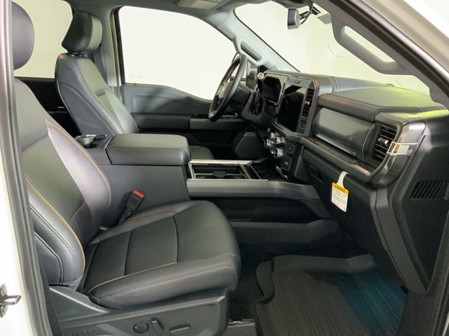 2025 Ford F-350 Super Duty Lariat - Photo 32