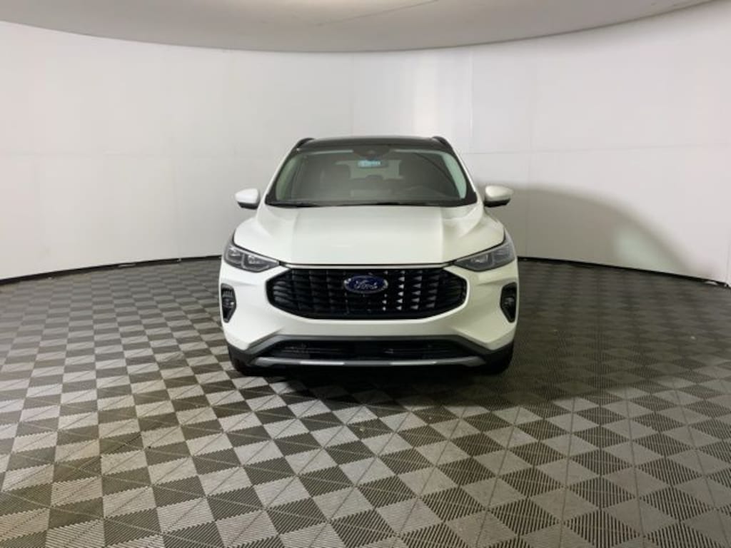 New 2026 Ford Escape Platinum SUV