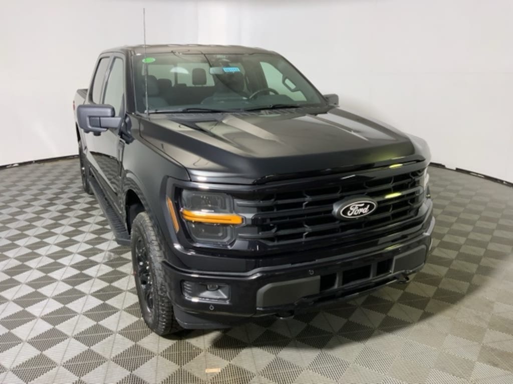 New 2025 Ford F-150 XLT Truck SuperCrew Cab