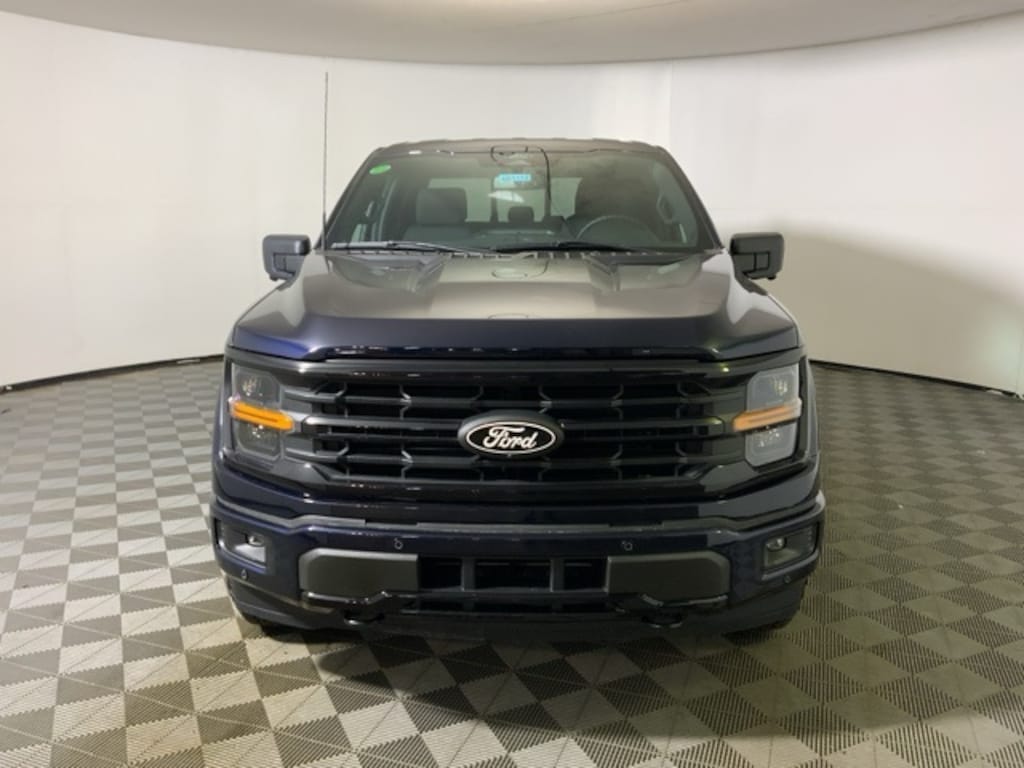 New 2025 Ford F-150 XLT Truck SuperCrew Cab