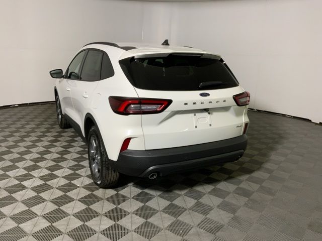 2026 Ford Escape ST-Line - Photo 10