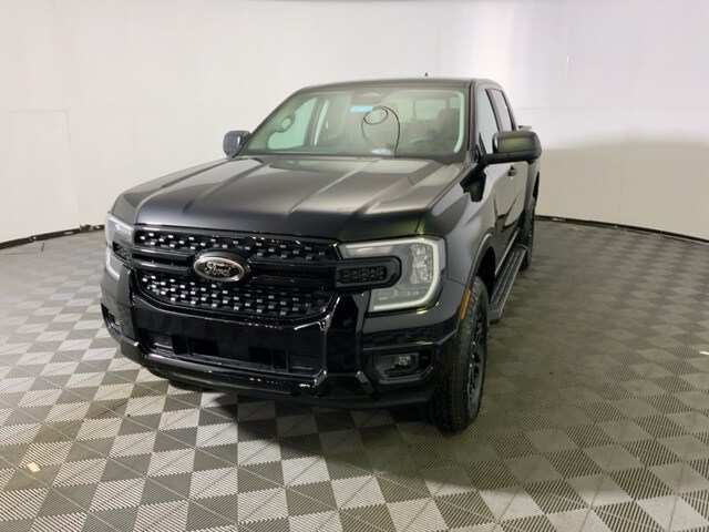 2025 Ford Ranger XLT photo 3