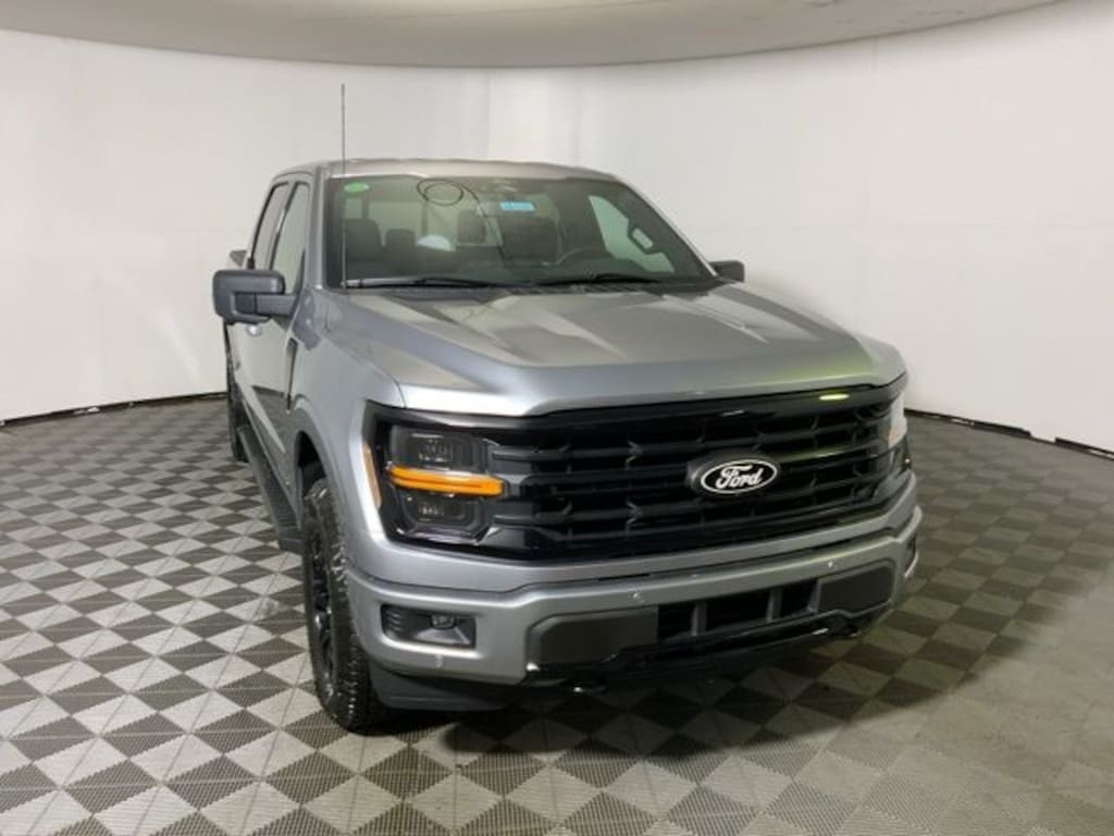 New 2025 Ford F-150 XLT Truck SuperCrew Cab