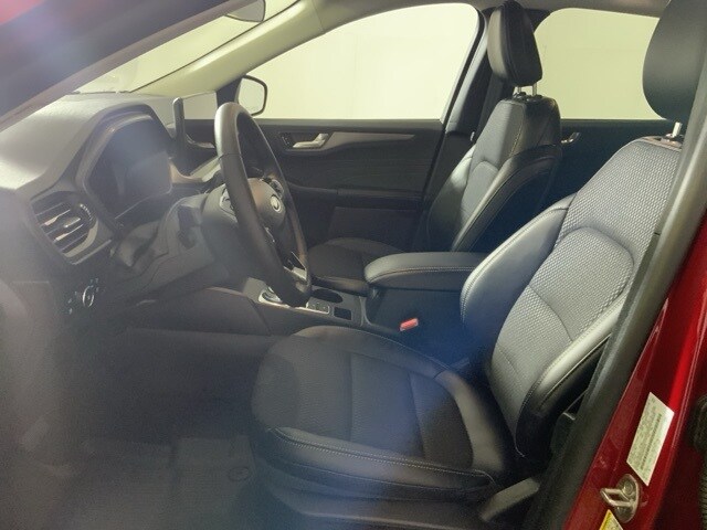 2025 Ford Escape Plug-In Hybrid photo 3