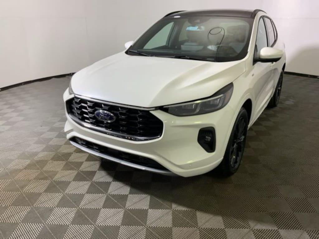 New 2026 Ford Escape ST-Line Elite SUV