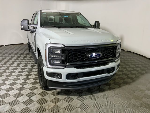 2026 Ford F-350 Super Duty XL - Photo 4