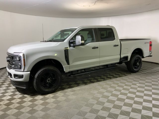 2026 Ford F-350 Super Duty XL - Photo 12