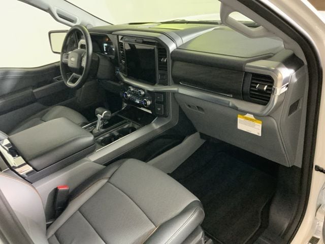 2025 Ford F-150 Lariat - Photo 31