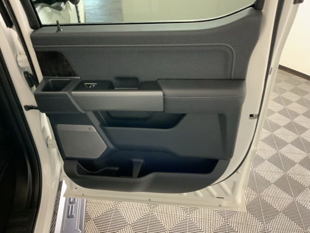 2025 Ford F-350 Super Duty Lariat - Photo 38