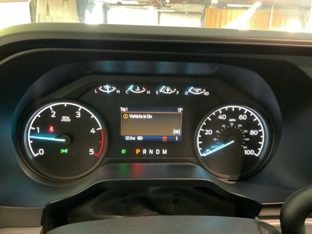 2025 Ford F-550 Super Duty Chassis Cab XLT - Photo 17