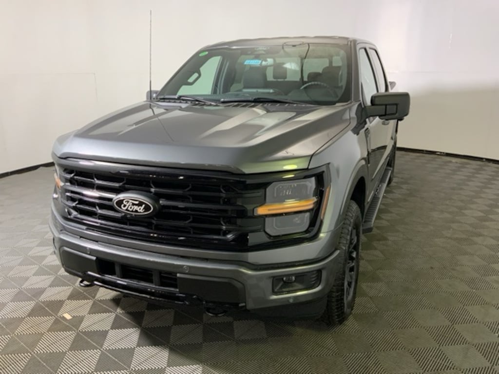 New 2025 Ford F-150 XLT Truck SuperCrew Cab