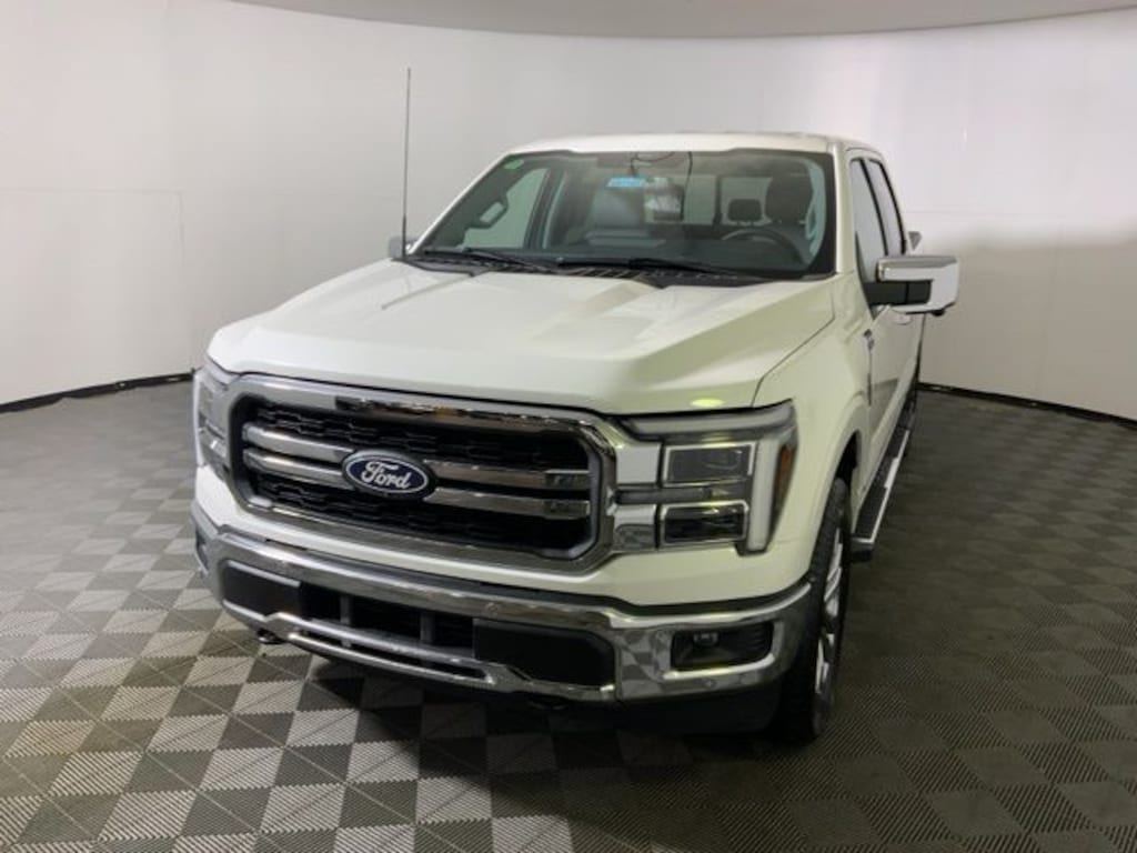 New 2025 Ford F-150 Lariat Truck SuperCrew Cab