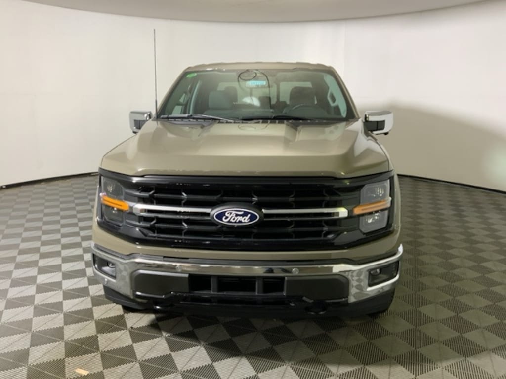 New 2025 Ford F-150 XLT Truck SuperCrew Cab