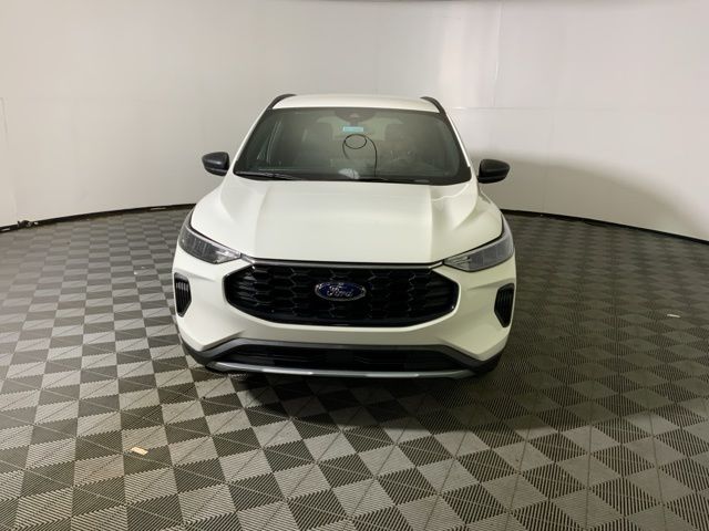 2026 Ford Escape ST-Line - Photo 2