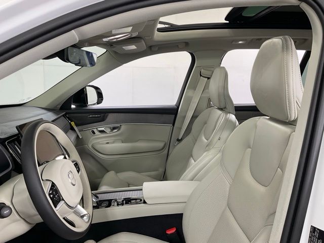 2026 Volvo XC90 Ultra - Photo 29