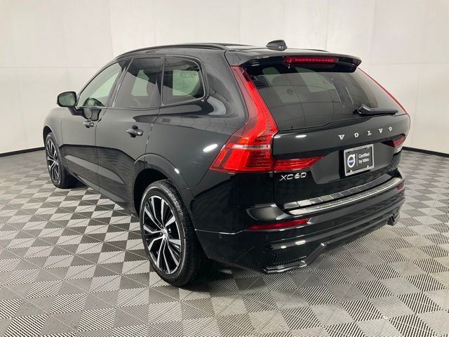 2024 Volvo XC60 B5 Plus photo 4