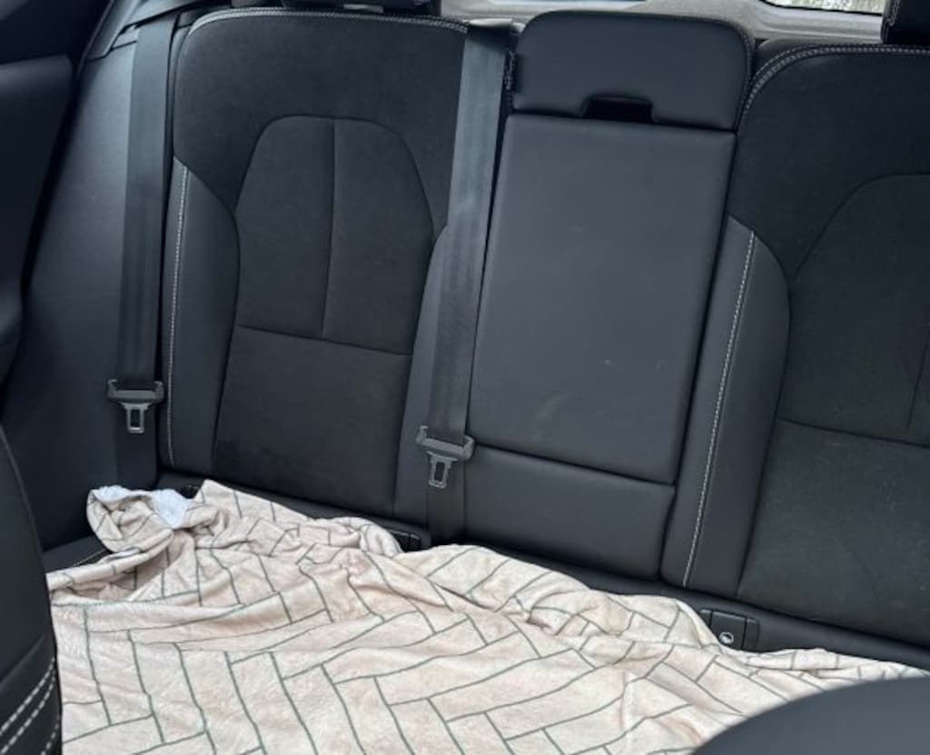 Used 2023 Volvo XC40 Recharge Pure Electric Ultimate SUV