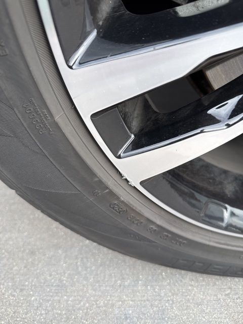 2020 Volvo XC60 T5 Momentum photo 2