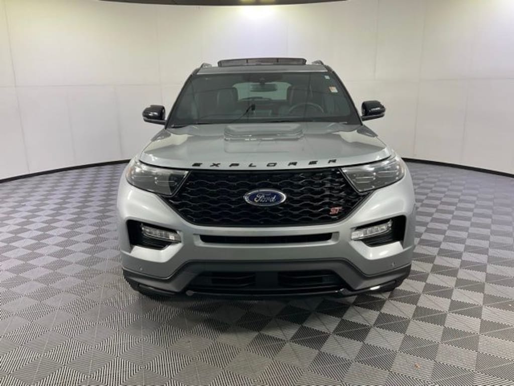 Used 2024 Ford Explorer ST SUV