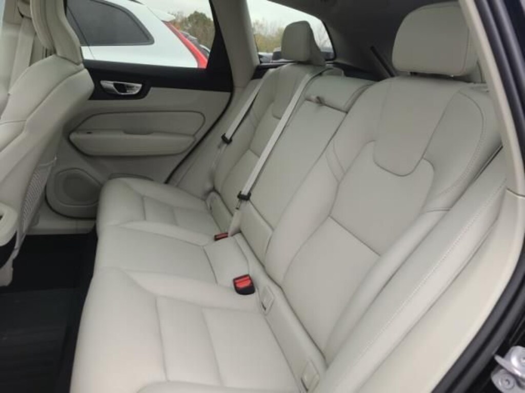 Used 2024 Volvo XC60 B5 Plus Dark SUV