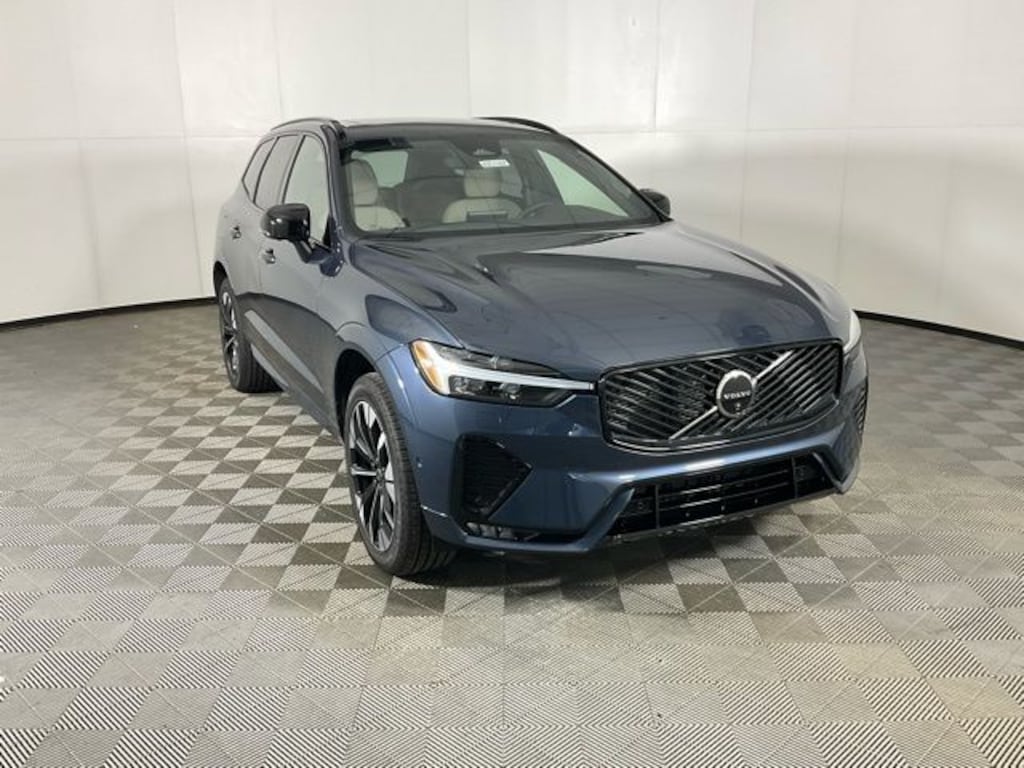 New 2026 Volvo XC60 B5 Plus SUV