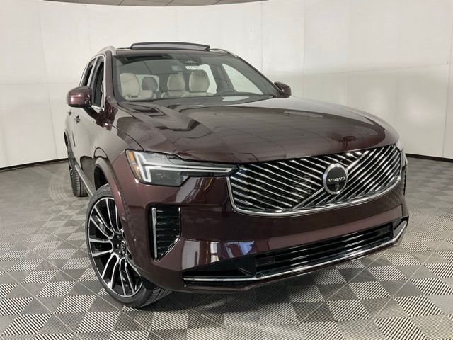 2026 Volvo XC90 Plus - Photo 8