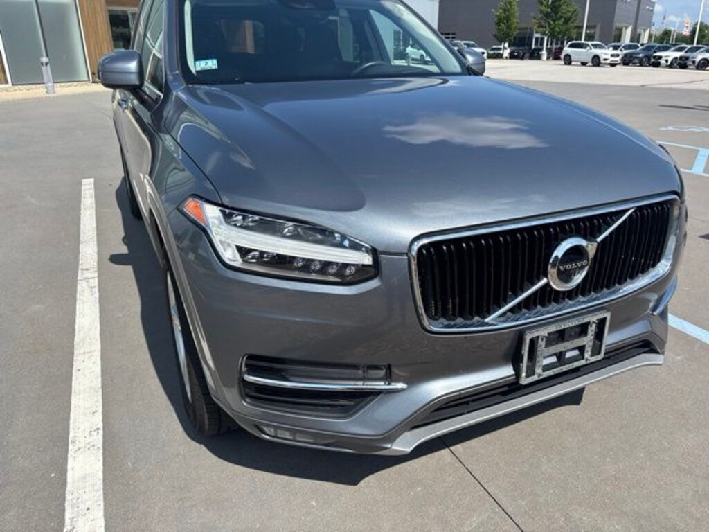 Used 2017 Volvo XC90 T5 AWD Momentum SUV