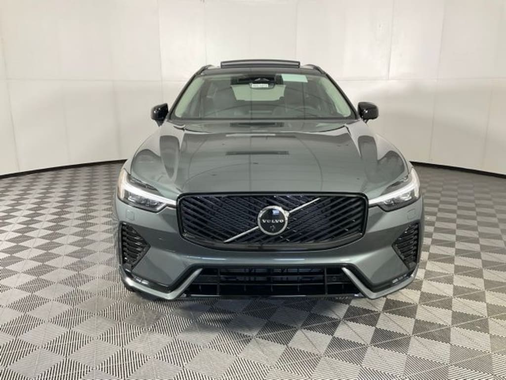 New 2026 Volvo XC60 B5 Ultra SUV