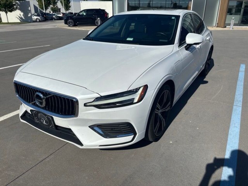 Used 2021 Volvo S60 Recharge Plug-In Hybrid T8 Inscription Sedan
