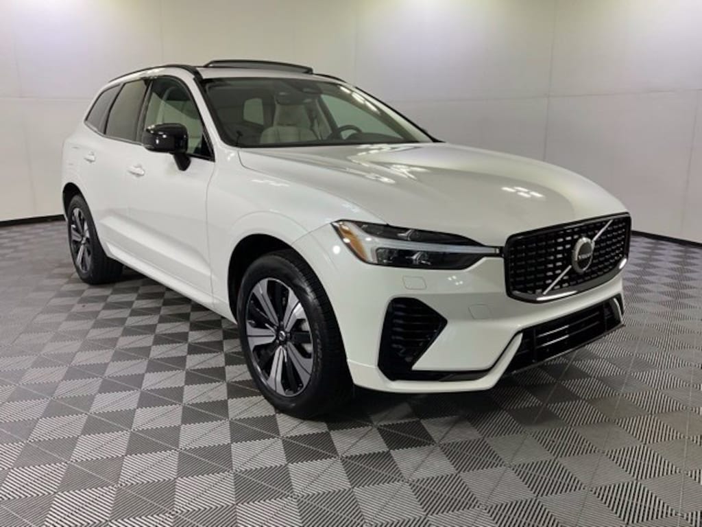 Certified 2024 Volvo XC60 plug-in hybrid T8 Core Dark SUV
