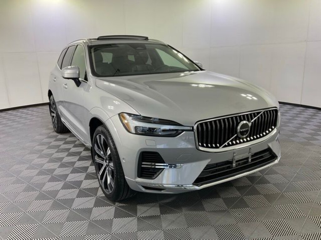 Certified 2023 Volvo XC60 Recharge Plug-In Hybrid Ultimate Bright SUV