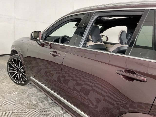 2026 Volvo XC90 Plus - Photo 39
