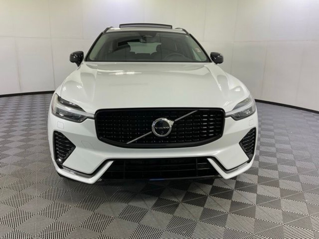 Used 2024 Volvo XC60 B5 Plus Dark SUV