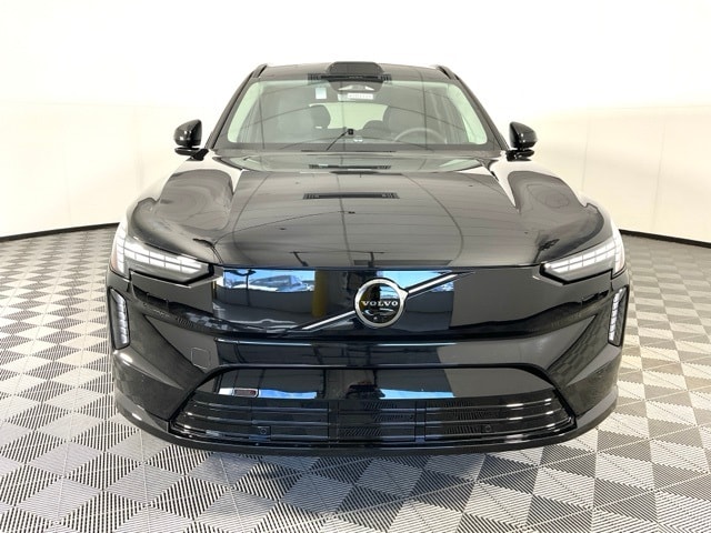 Used 2025 Volvo EX90 Ultra with VIN 7JDEV3KLXSG008320 for sale in Fort Wayne, IN