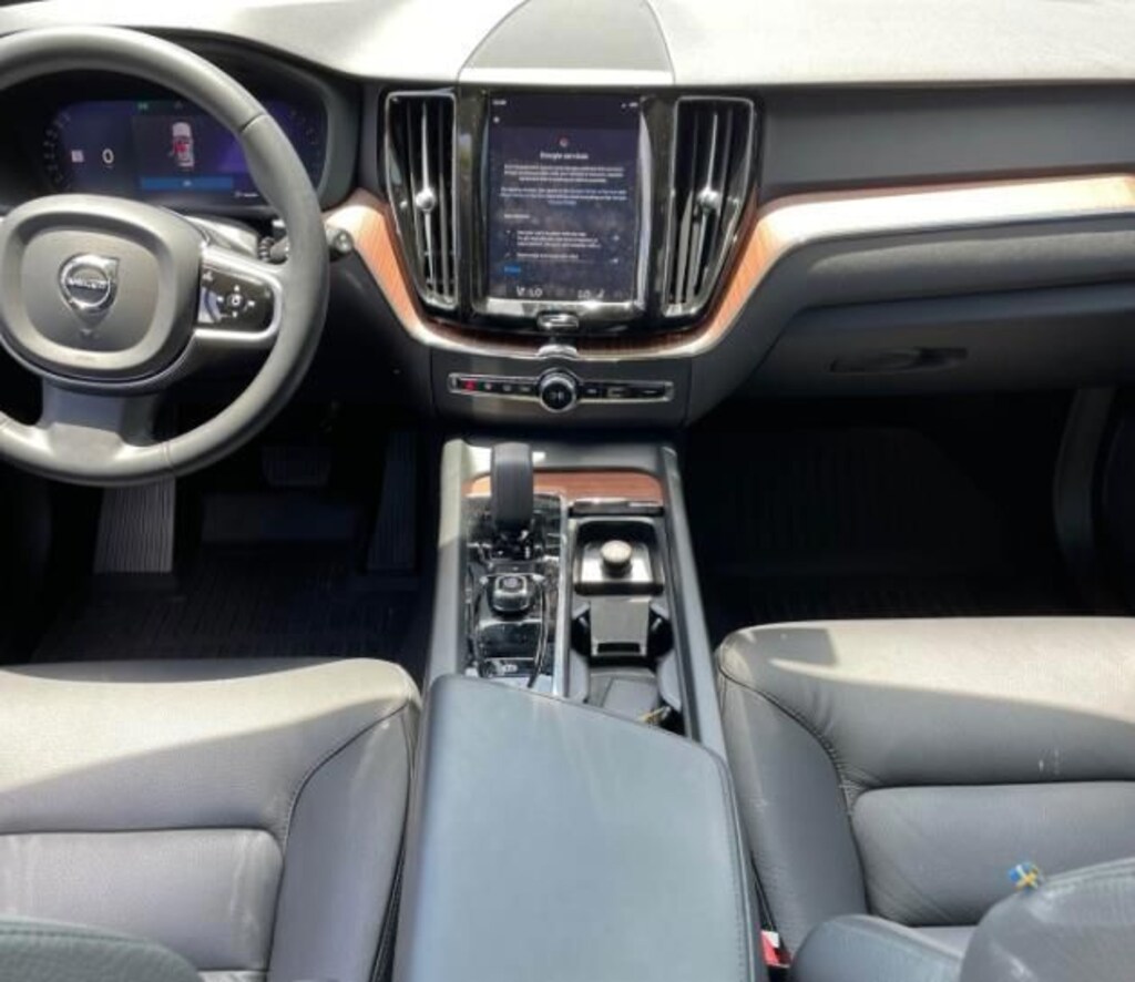 Used 2024 Volvo XC60 B5 Plus Dark SUV