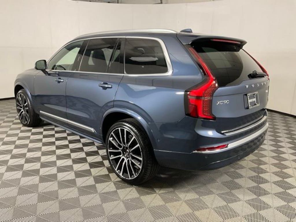 Certified 2025 Volvo XC90 B6 (2025.5) Ultra 7-Seater SUV