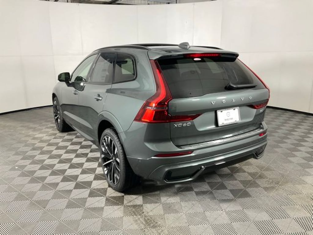New 2026 Volvo XC60 B5 Ultra SUV