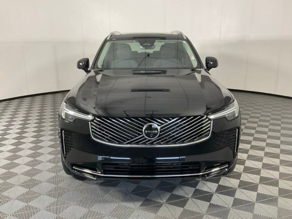 Certified 2025 Volvo XC90 B6 (2025.5) Plus 7-Seater SUV