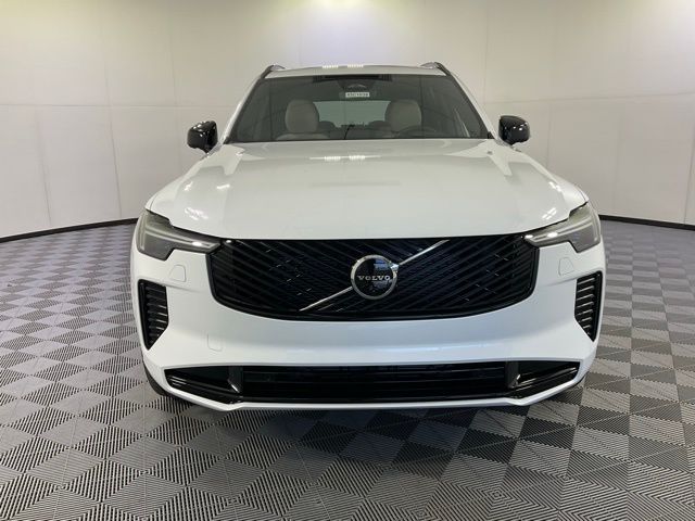 2026 Volvo XC90 photo 2