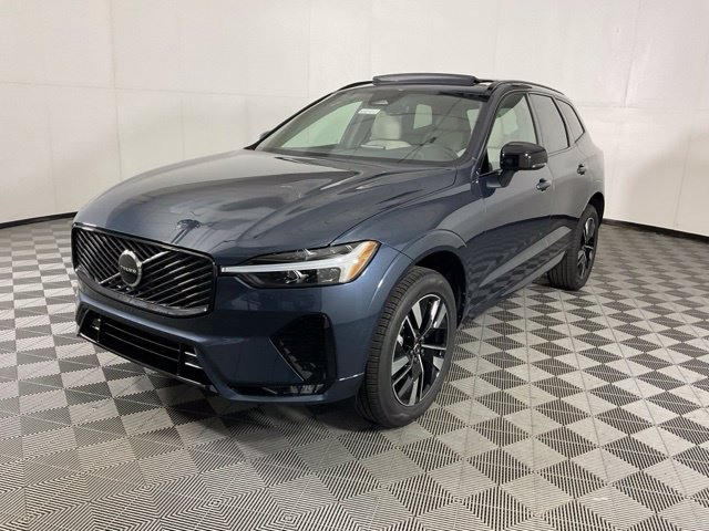 2027 Volvo XC60 B5 Core AWD SUV