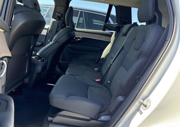 Used 2025 Volvo XC90 B6 (2025.5) Core SUV