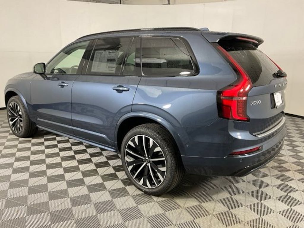 New 2026 Volvo XC90 B6 Ultra Dark Theme 7-Seater SUV