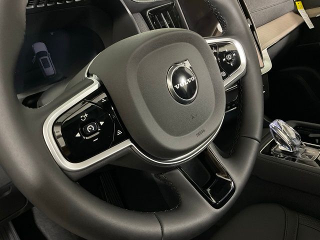 2026 Volvo XC90 Plus - Photo 20