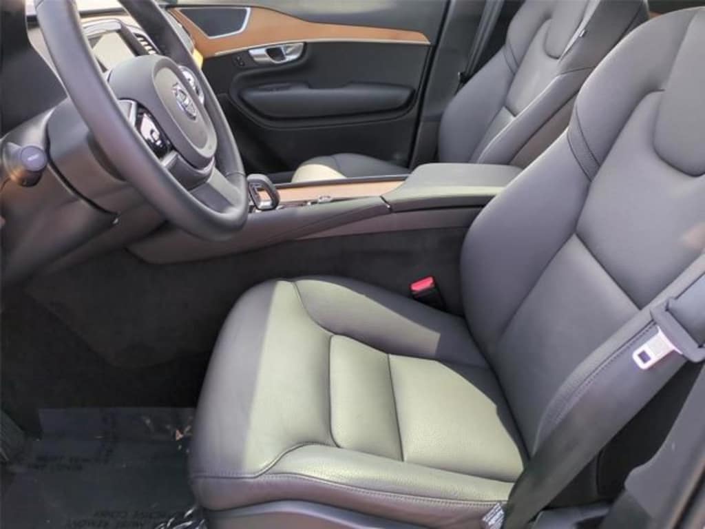 Used 2025 Volvo XC90 B6 Plus 7-Seater SUV
