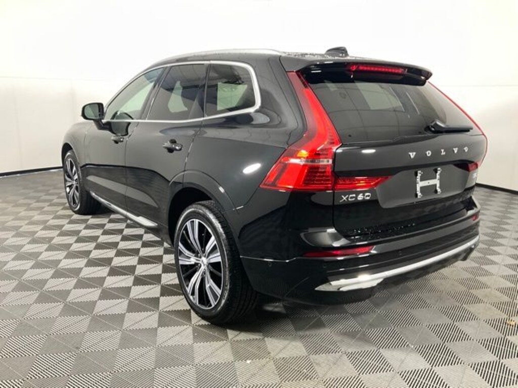 Used 2023 Volvo XC60 B5 AWD Plus Bright SUV